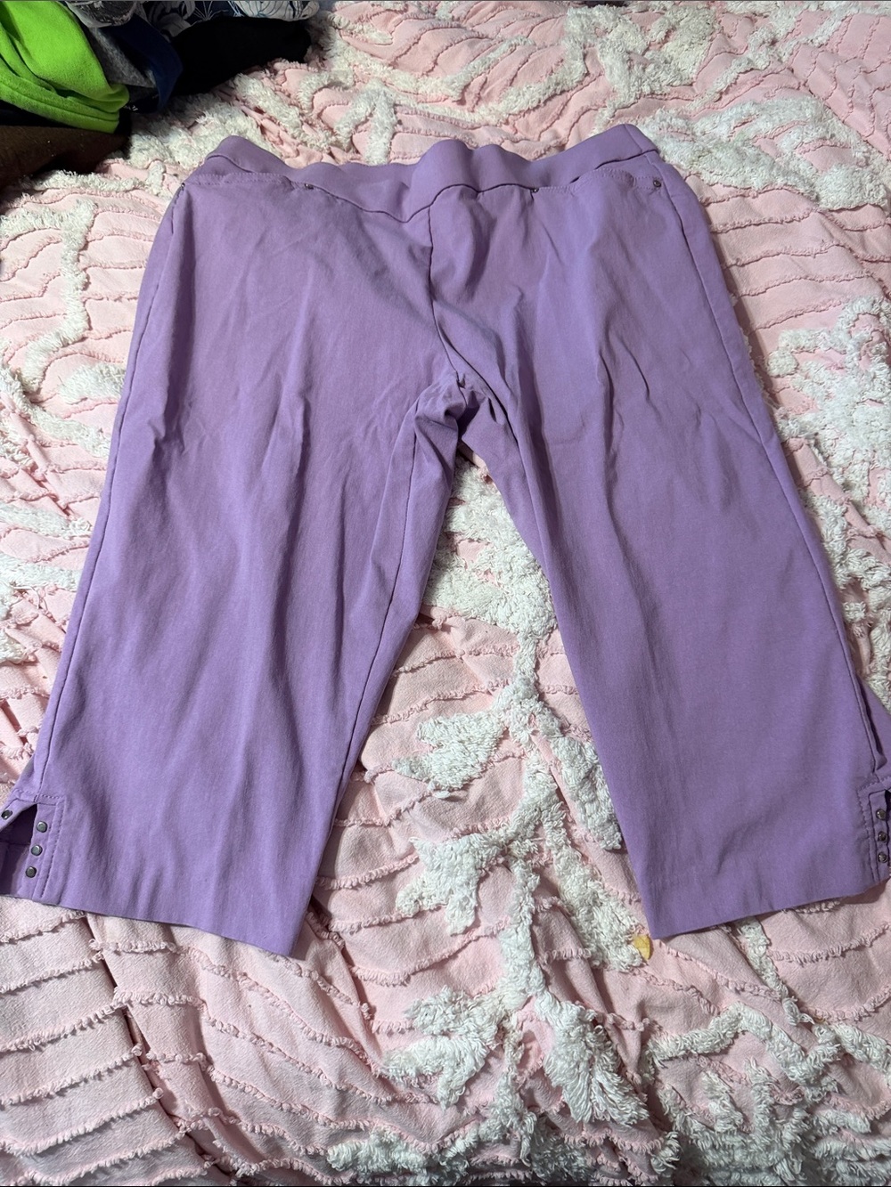 CJ Banks Light Purple Knit Cropped Pants